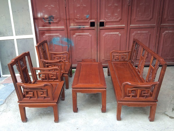 bộ bàn ghế phòng khách