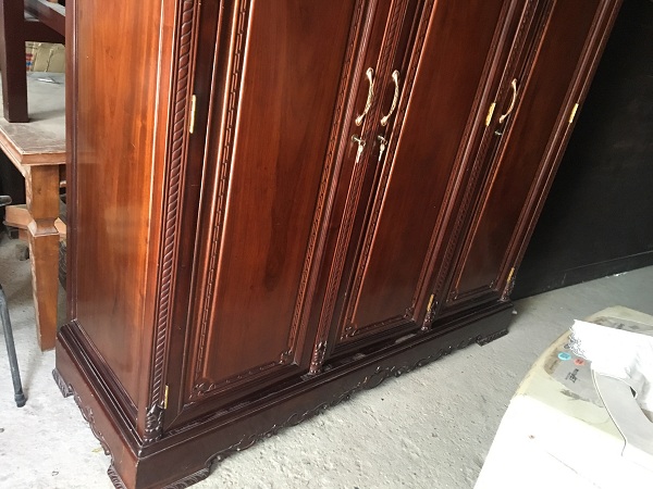 tủ quần áo gụ 1