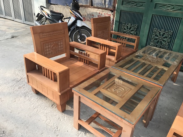 bộ bàn ghế gõ sồi nga xịn 1