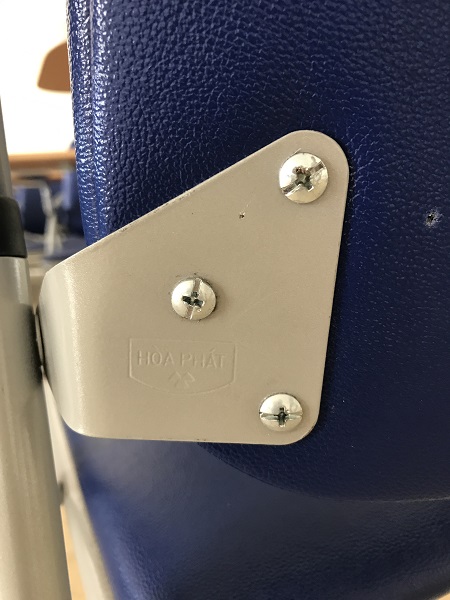 thanh lý 100 chiếc ghế gấp liền bàn hòa phát 1