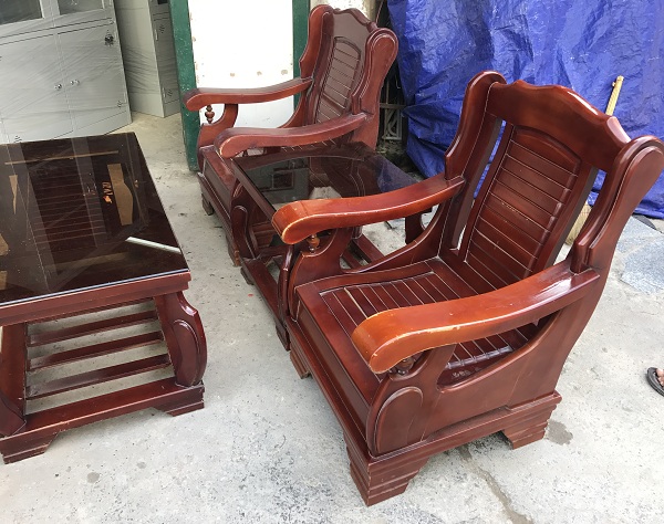 Bộ bàn ghế salon gỗ tự nhiên thanh lý 1