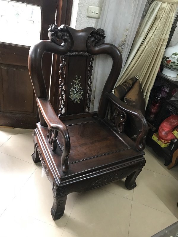 Bộ bàn ghế minh quốc đào cột 8