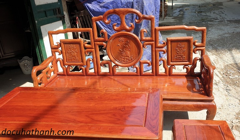 Bộ bàn ghế móc mỏ gỗ hương vân ta