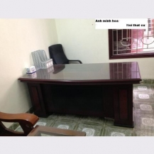 Bàn giám đốc thanh lý