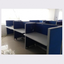 Bàn vách ngăn Hòa Phát