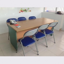 Bàn làm việc Hòa Phát