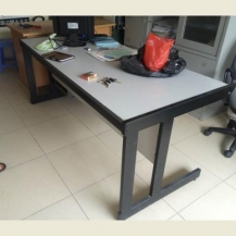 Bàn chân sắt Hòa Phát