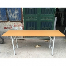 Bàn gấp Xuân Hòa mới 90%