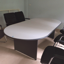 Bàn họp ovan Hòa Phát