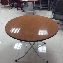 Bàn tròn Hòa Phát