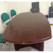 Bàn họp Hòa Phát mới 90%