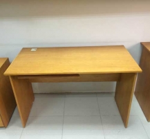 Bàn làm việc gỗ veneer