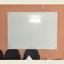 Bảng treo tường bằng kính