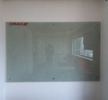 Bảng kính viết bút dạ