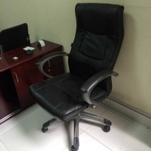 Ghế giám đốc Hòa Phát mới 99%