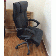 Ghế giám đốc Hòa Phát