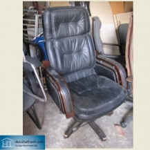 Ghế giám đốc NK