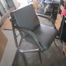 Ghế tựa da chân inox