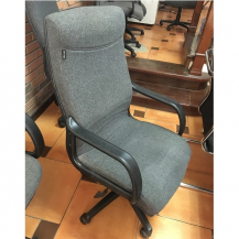 Ghế xoay trưởng phòng Hòa Phát giá tốt thanh lý