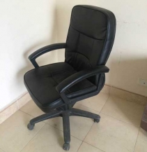 Thanh lý ghế xoay da trưởng phòng