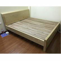 Giường gỗ sồi nga kích thước 180x200cm mới 99%