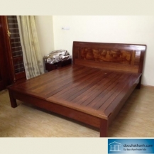 Giường gỗ xoan đào