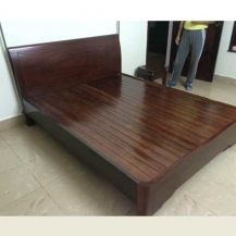 Thanh lý giường gỗ xoan đào