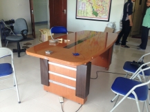 Bàn họp Hòa Phát