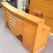 Quầy lễ tân thanh lý