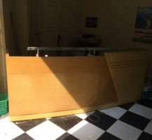 Thanh lý quầy lễ tân gỗ veneer