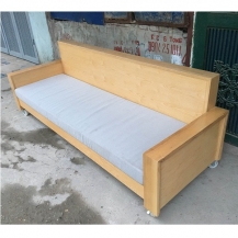 Sofa gỗ sồi Nga trải đệm mới 100%