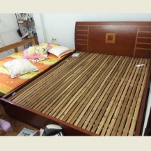 Thanh lý giường gỗ công nghiệp cao cấp