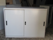 Tủ kệ sắt Hòa Phát thanh lý kích thước 80x90x45 cm